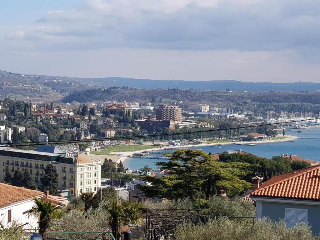 Panoramic View Near The Beach In Portotoz+P Apartamento Portorož Exterior foto